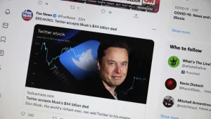 US-ELON-MUSK-TO-BUY-TWITTER-21