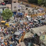 Bulldozers-Stopped-At-Delhis-Jahangirpuri-2-Hours-After-Court-Order