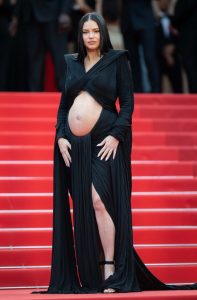 http _cdn.cnn.com_cnnnext_dam_assets_220519114701-adriana-lima-cannes-2